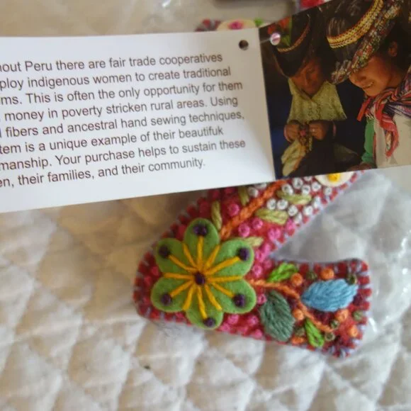 New JENNY KRAUSS Handmade Peru Embroidered Stitched “Z” Key Chain - Picture 4 of 6